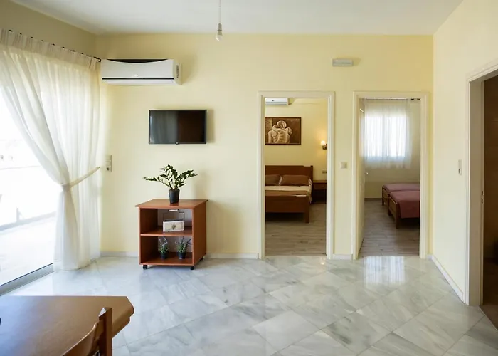 Rethymno (Crete) Hotels with Balcony