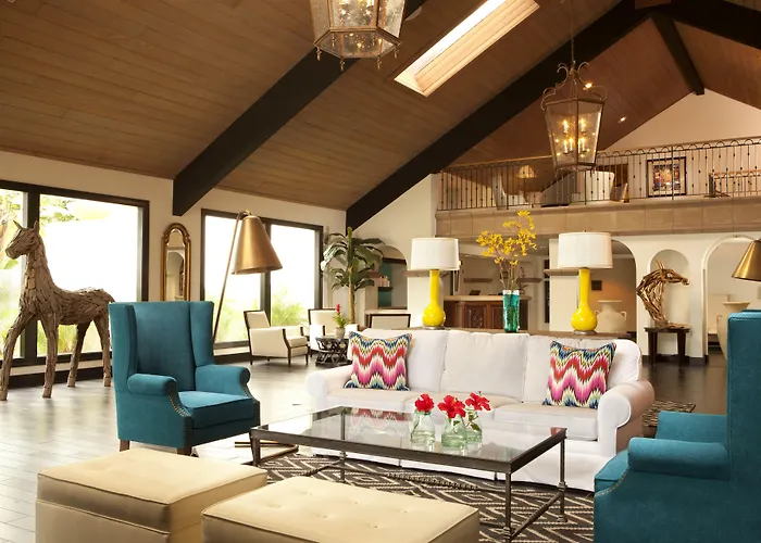 San Diego Hotels with Balcony