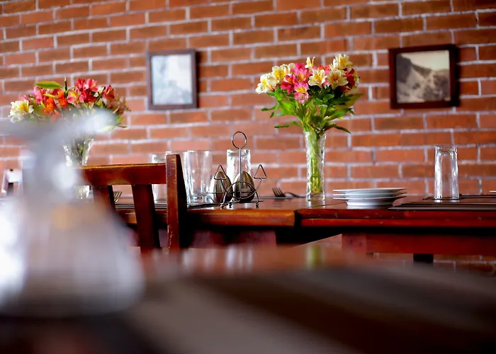 Nuwara Eliya Hotels with Balcony
