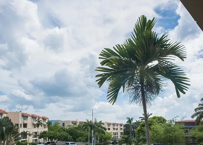Montego Bay Hotels with Balcony