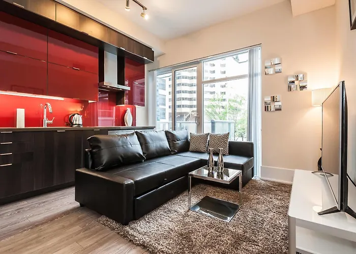 Toronto Hotels with Balcony